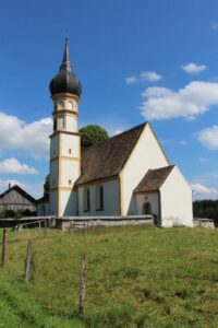 Kirche St. Nikolaus in Oberhausen Obb.