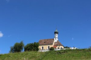 Kirche Mariä Himmelfahrt in Seeshaupt, OT Jenhausen